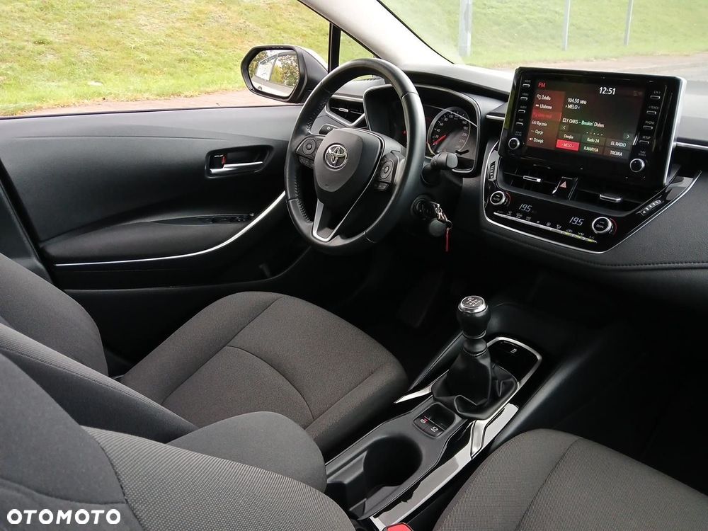 Toyota Corolla - 19