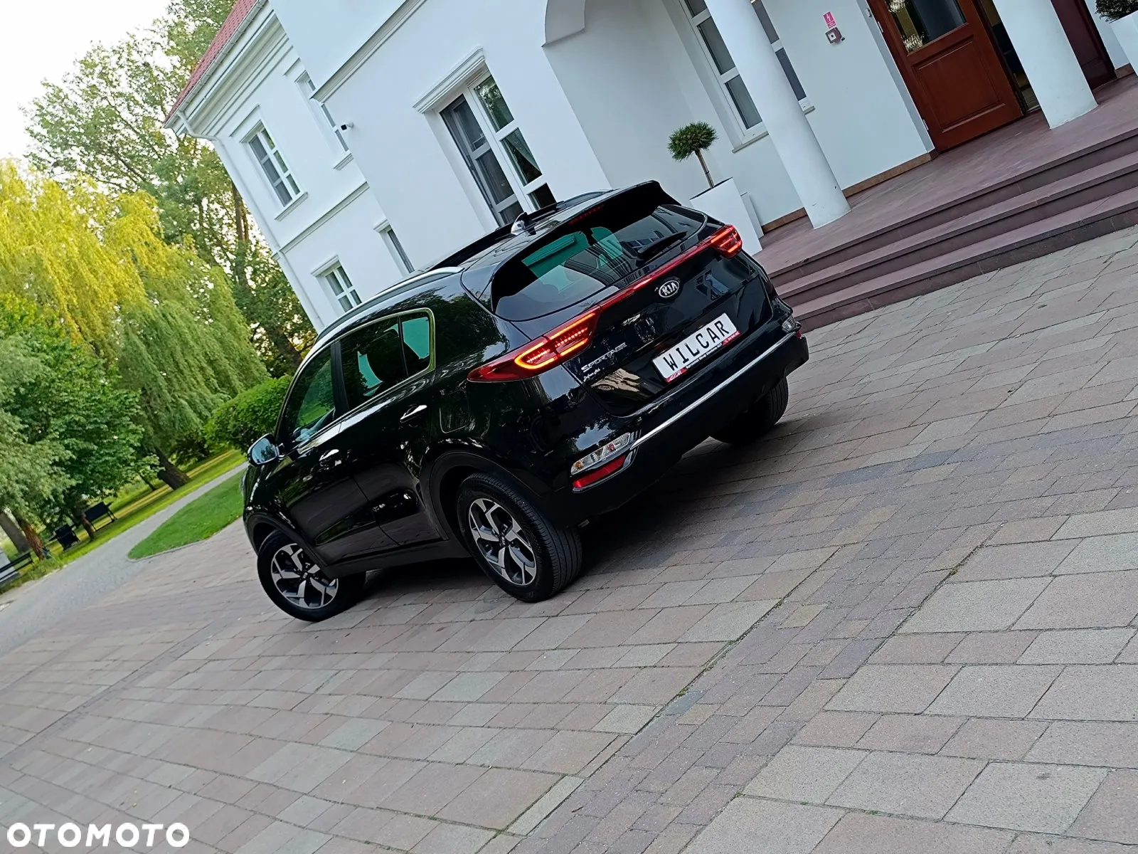 Kia Sportage 1.6 CRDI Black Edition Plus 2WD - 36