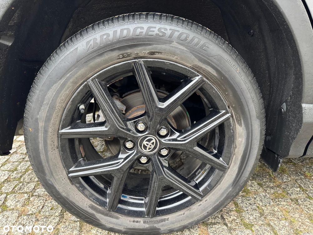 Toyota RAV4 Hybrid Premium 4x2 - 23