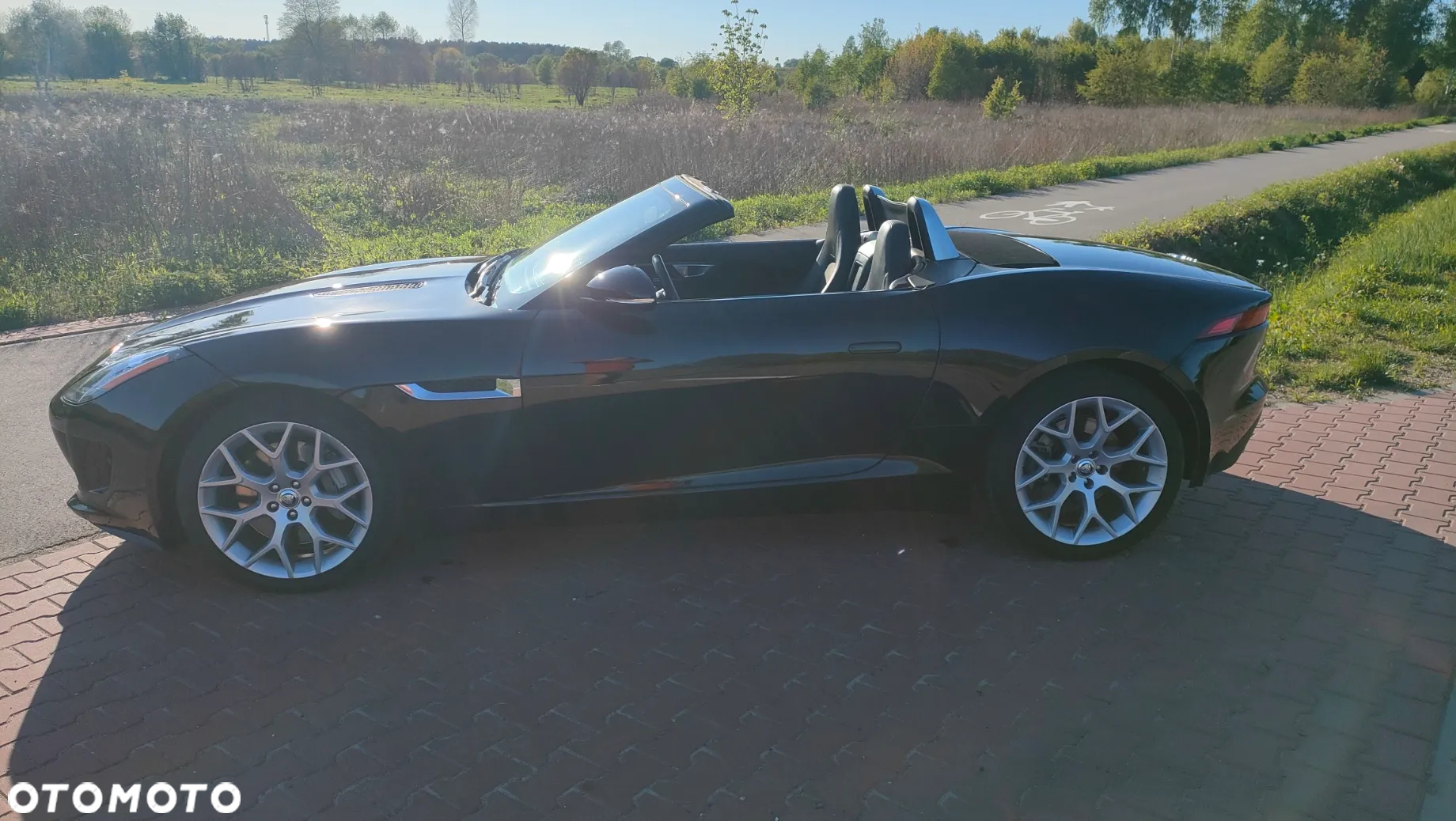 Jaguar F-Type Cabriolet - 13
