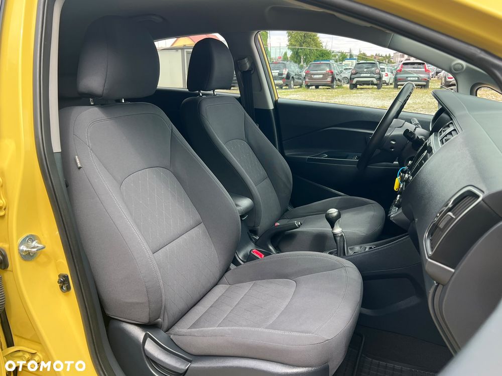 Kia Rio 1.2 Dream Team Edition - 23