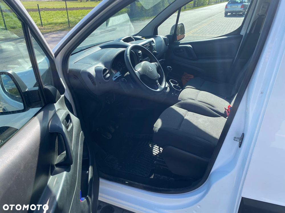 Peugeot Partner berlingo combo - 9