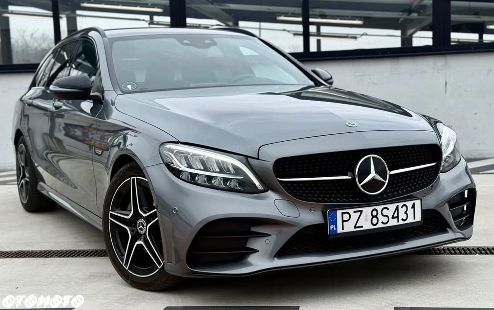 Mercedes-Benz Klasa C 220 d 4MATIC 9G-TRONIC - 2