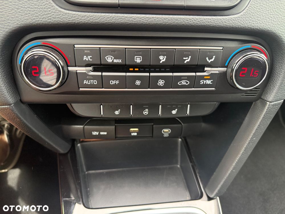 Kia Ceed 1.5 T-GDI L Business Line - 16