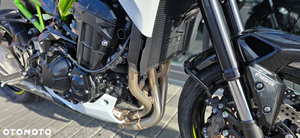 Kawasaki Z 900 - 10