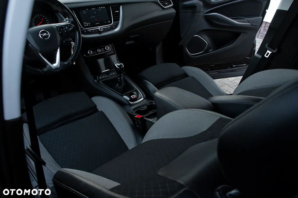 Opel Grandland X 1.2 Start/Stop INNOVATION - 25