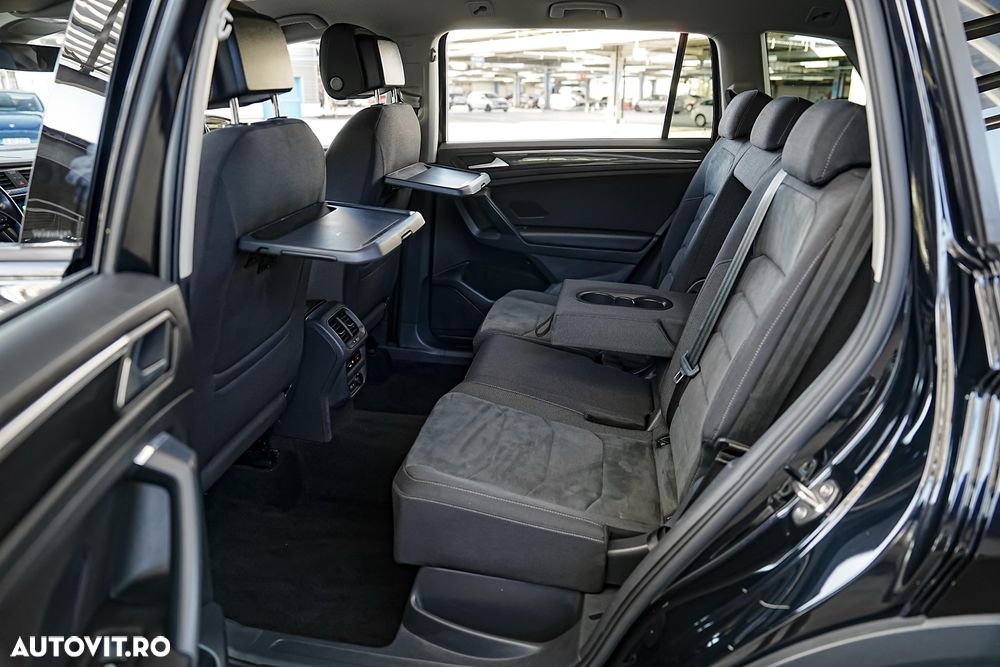 Volkswagen Tiguan - 12