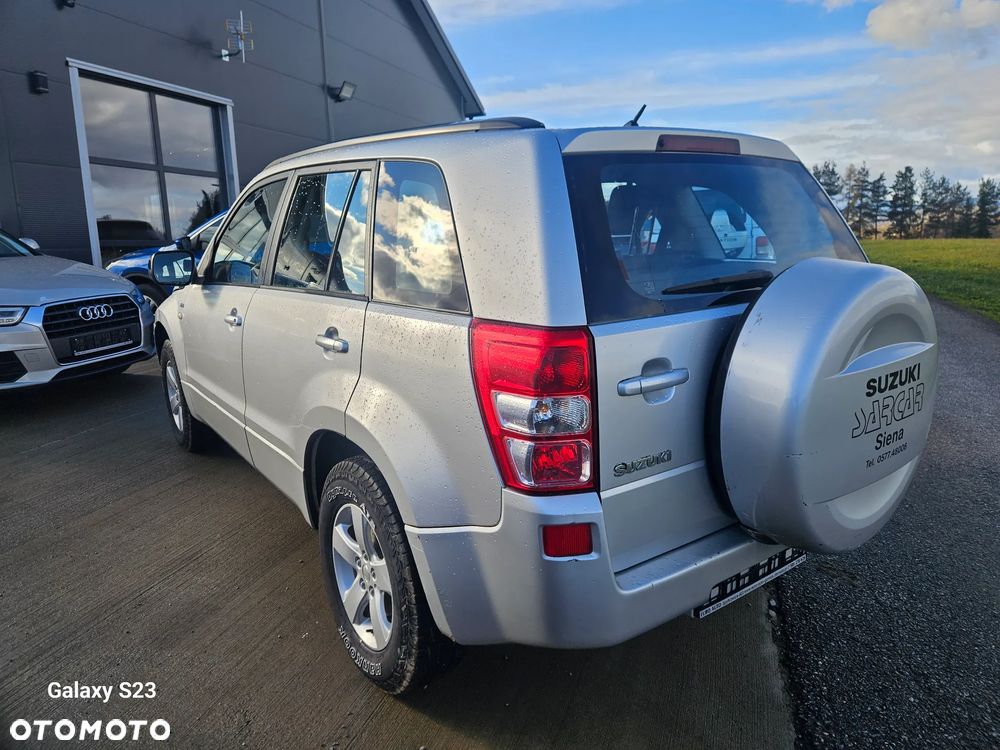 Suzuki Grand Vitara 1.9 DDiS Club DPF Family - 6