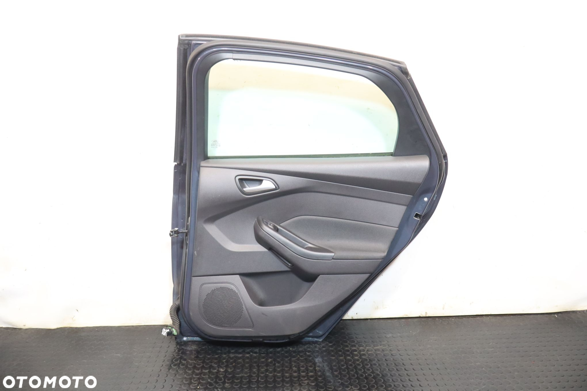 DRZWI PRAWY TYŁ FORD FOCUS III MK3 HB - 2