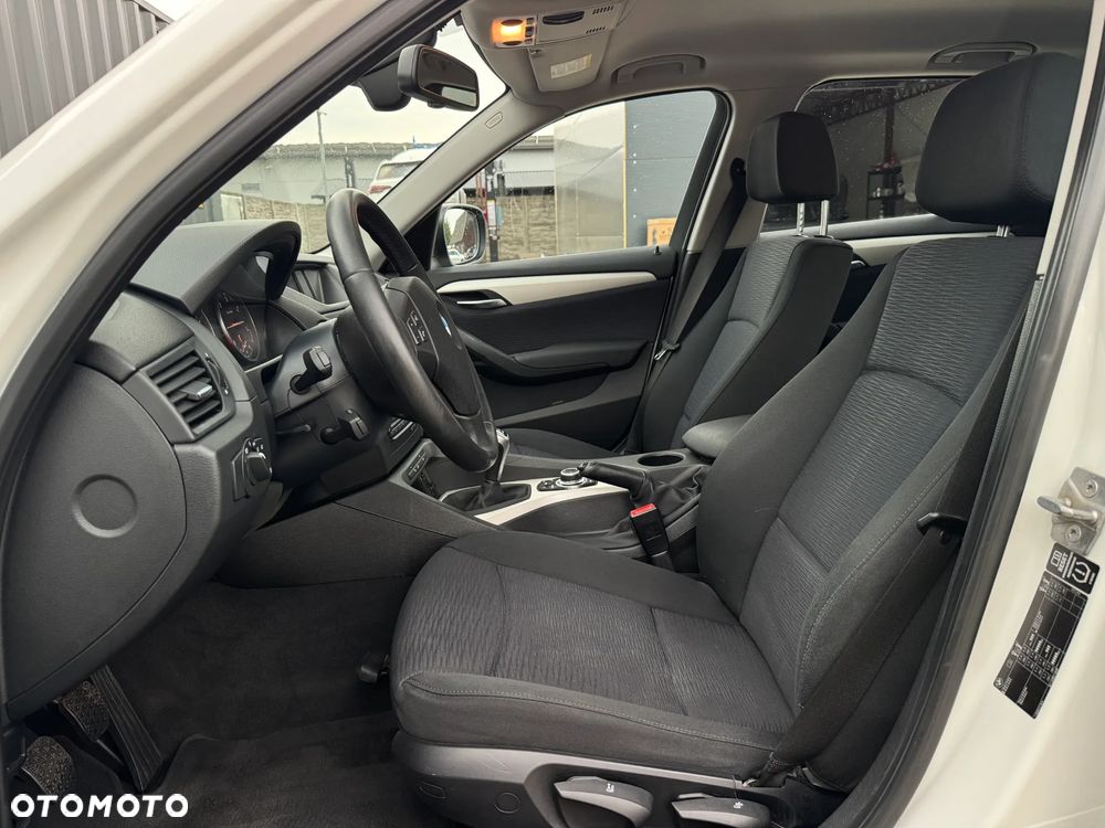 BMW X1 sDrive18d - 15