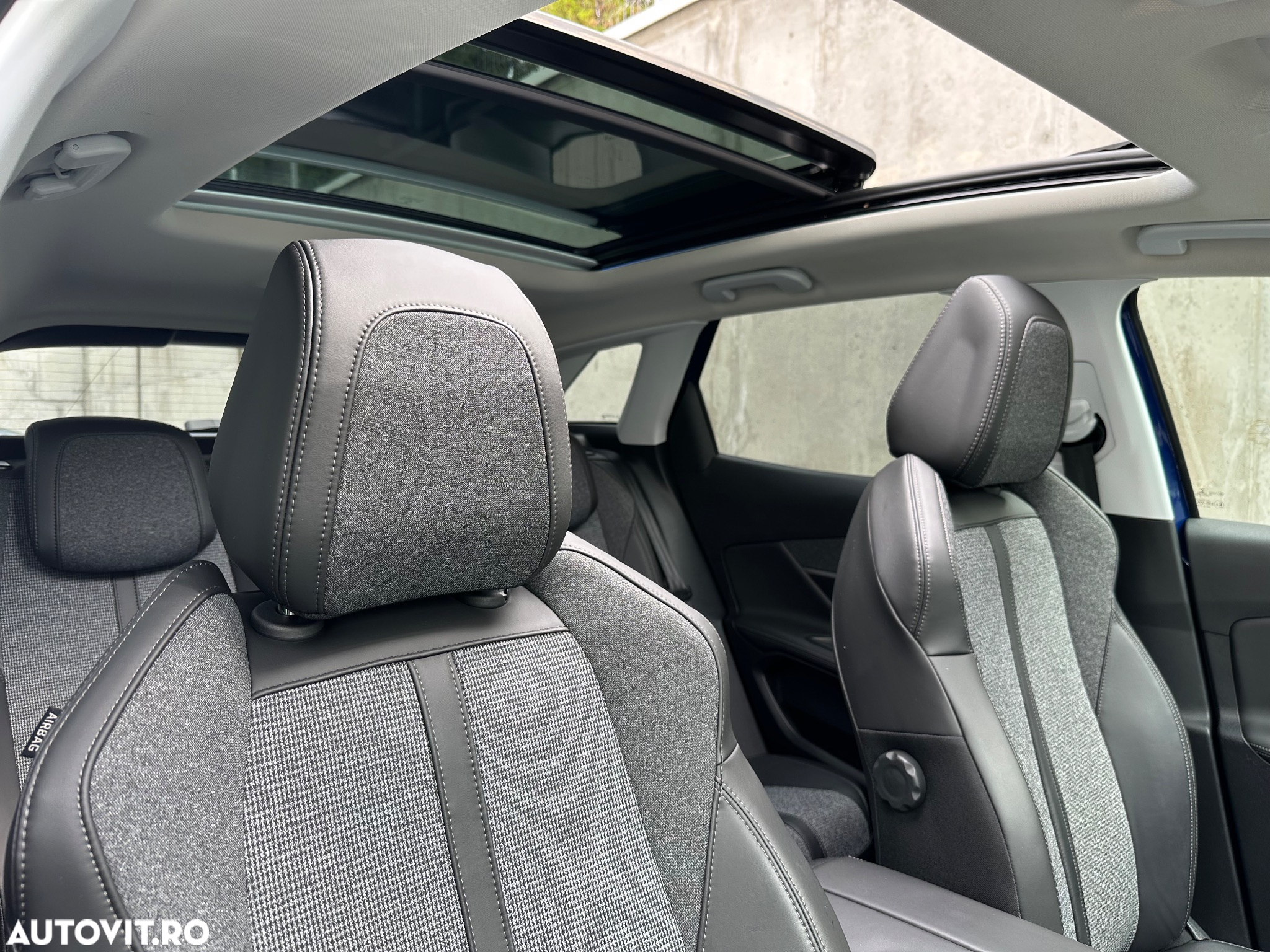 Peugeot 3008 PureTech 130 Stop & Start GPF EAT8 Allure - 6