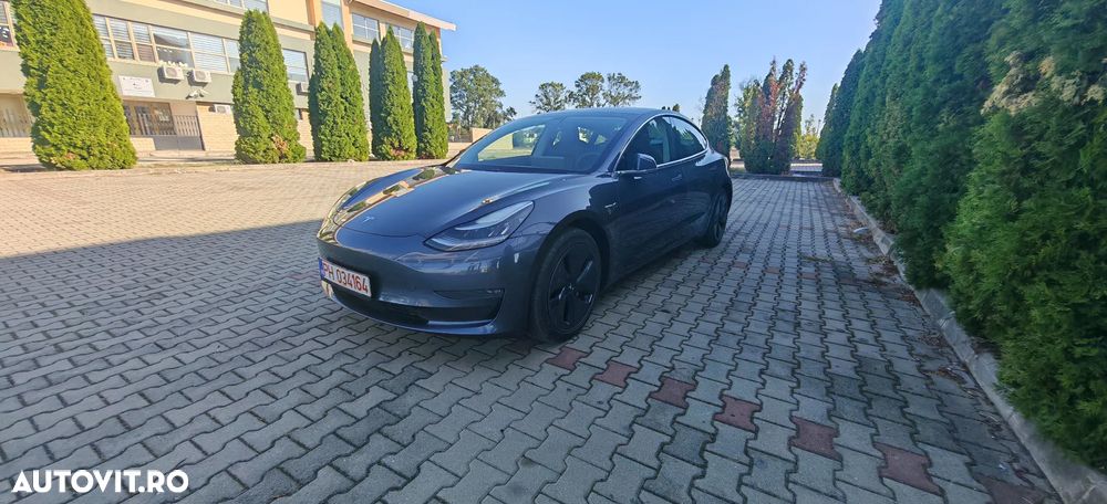 Tesla Model 3 Langstreckenbatterie Allradantrieb Dual Motor - 3
