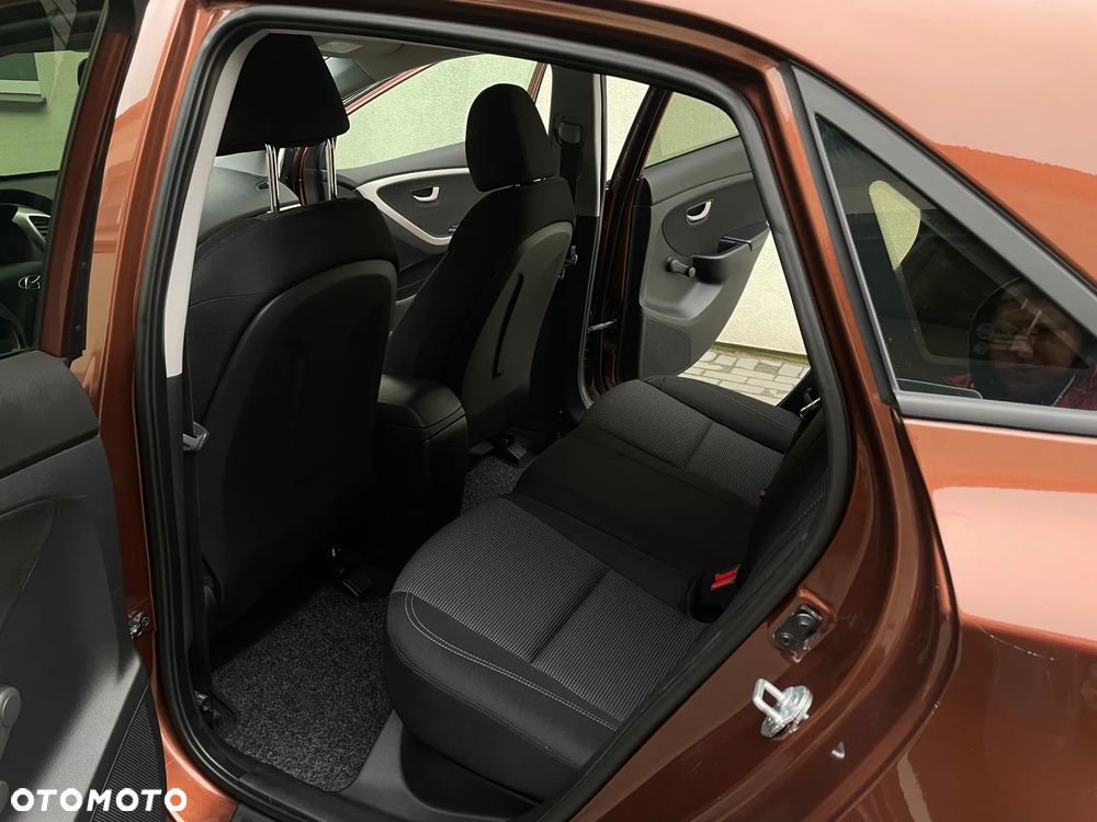 Hyundai i30 1.4 Comfort - 16