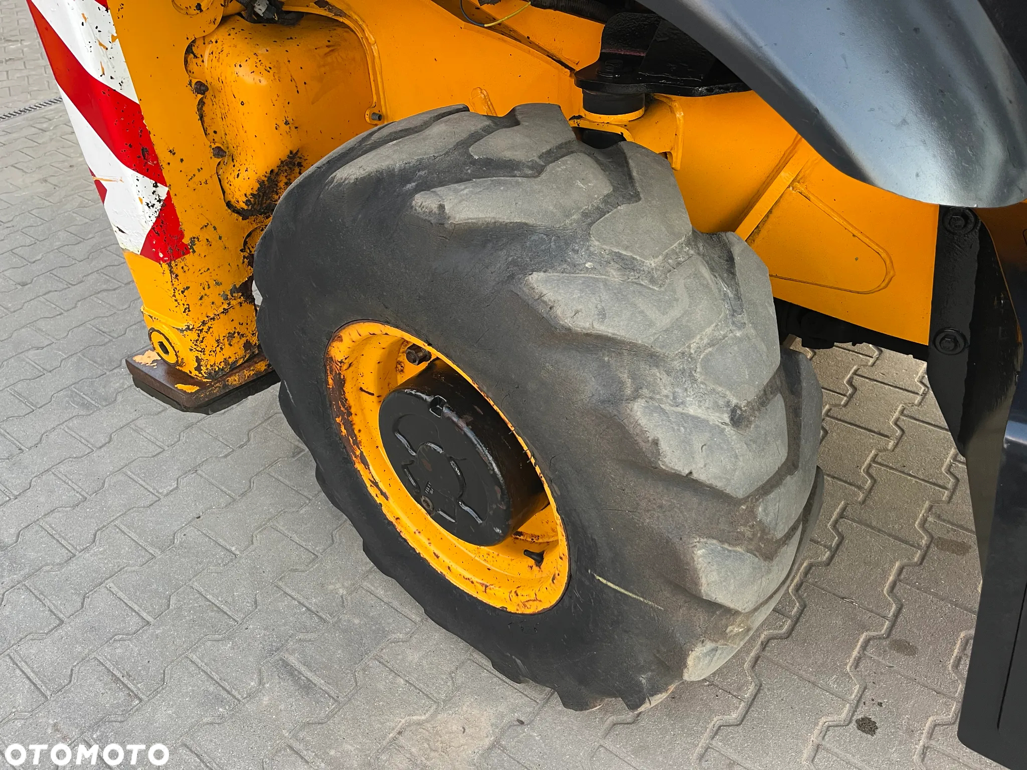 JCB 2CX - 21