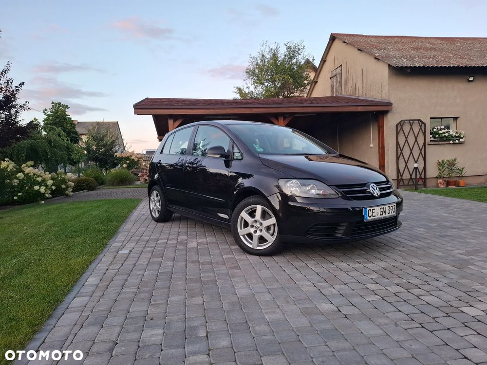 Volkswagen Golf Plus - 38