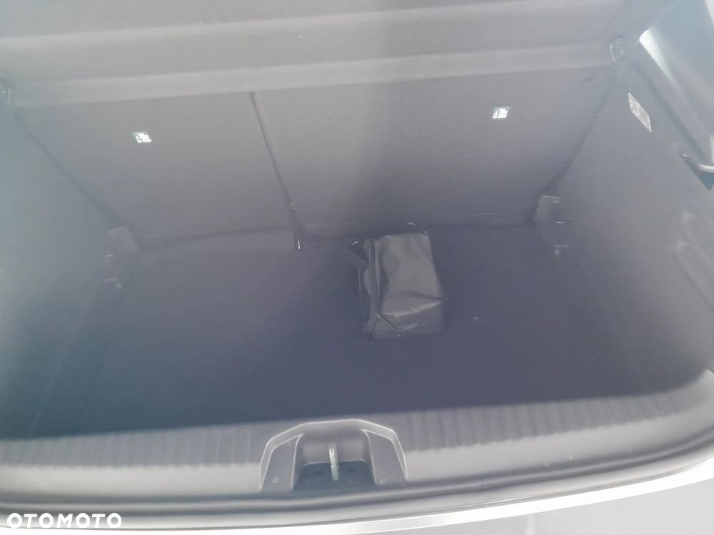 Mitsubishi Colt 1.0T Invite - 7