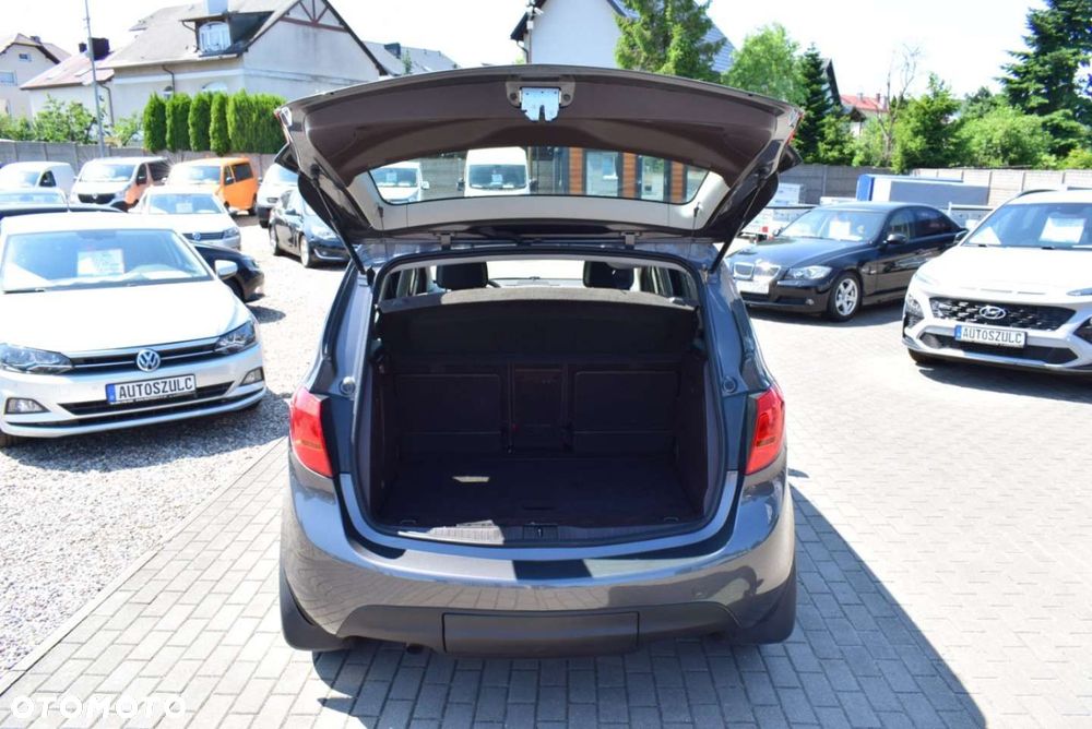 Opel Meriva - 11