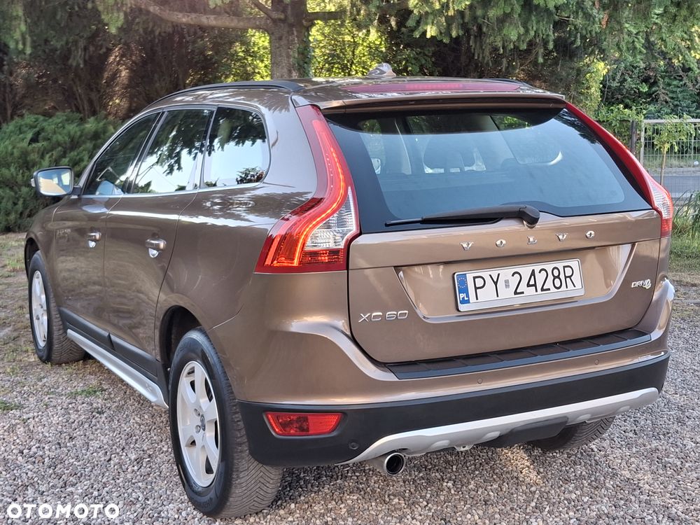 Volvo XC 60 - 4