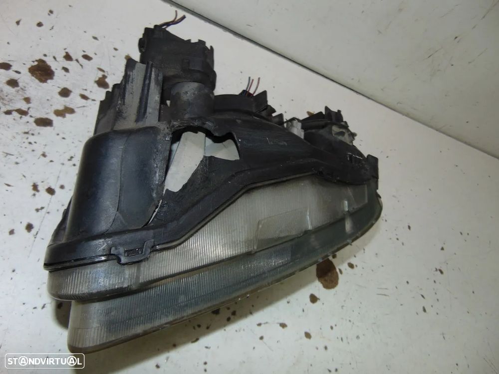 Suzuki baleno farol - 5