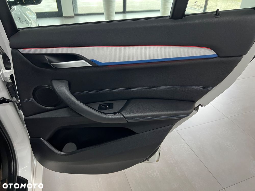 BMW X1 - 32