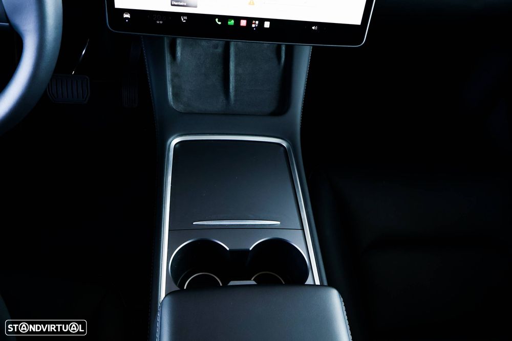 Tesla Model Y Performance Tração Integral - 16