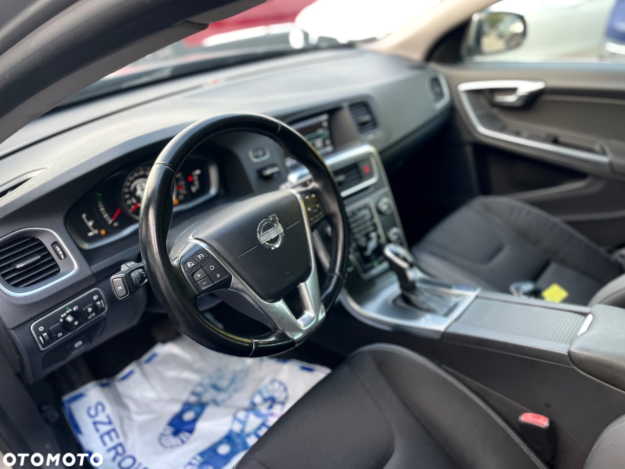 Volvo V60 D3 Geartronic Momentum - 9