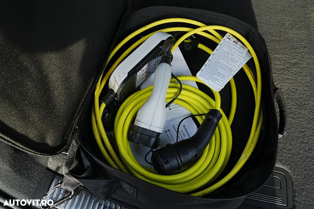 Volkswagen Touareg 3.0 V6 e-Hybrid 4Motion Aut. R - 30