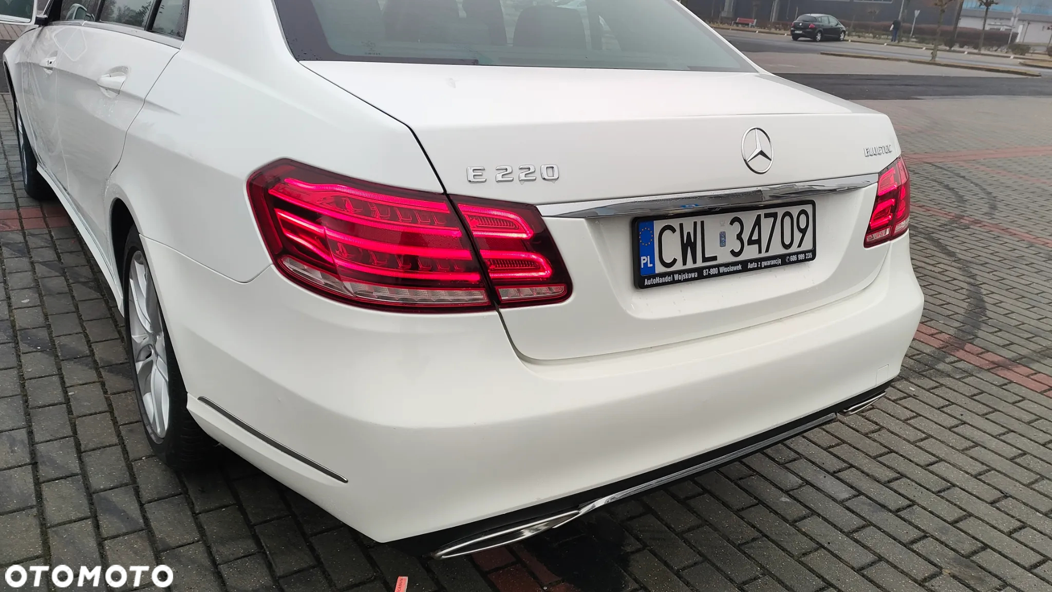 Mercedes-Benz Klasa E 220 BlueTEC 7G-TRONIC Avantgarde - 21