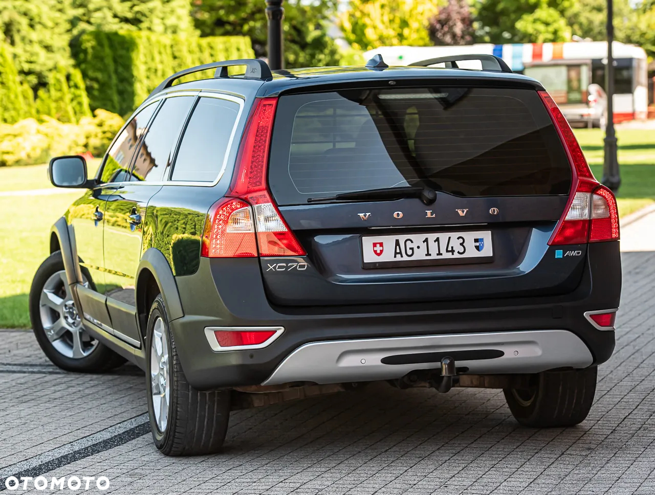Volvo XC 70 - 4