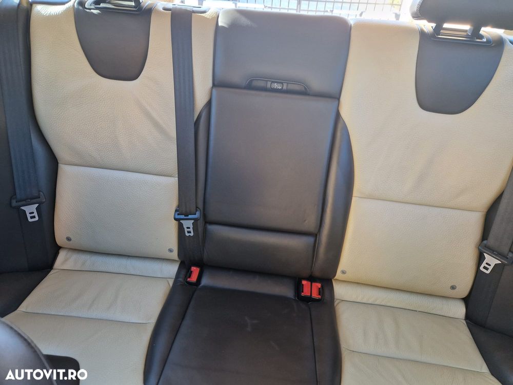 Volvo XC 60 - 8