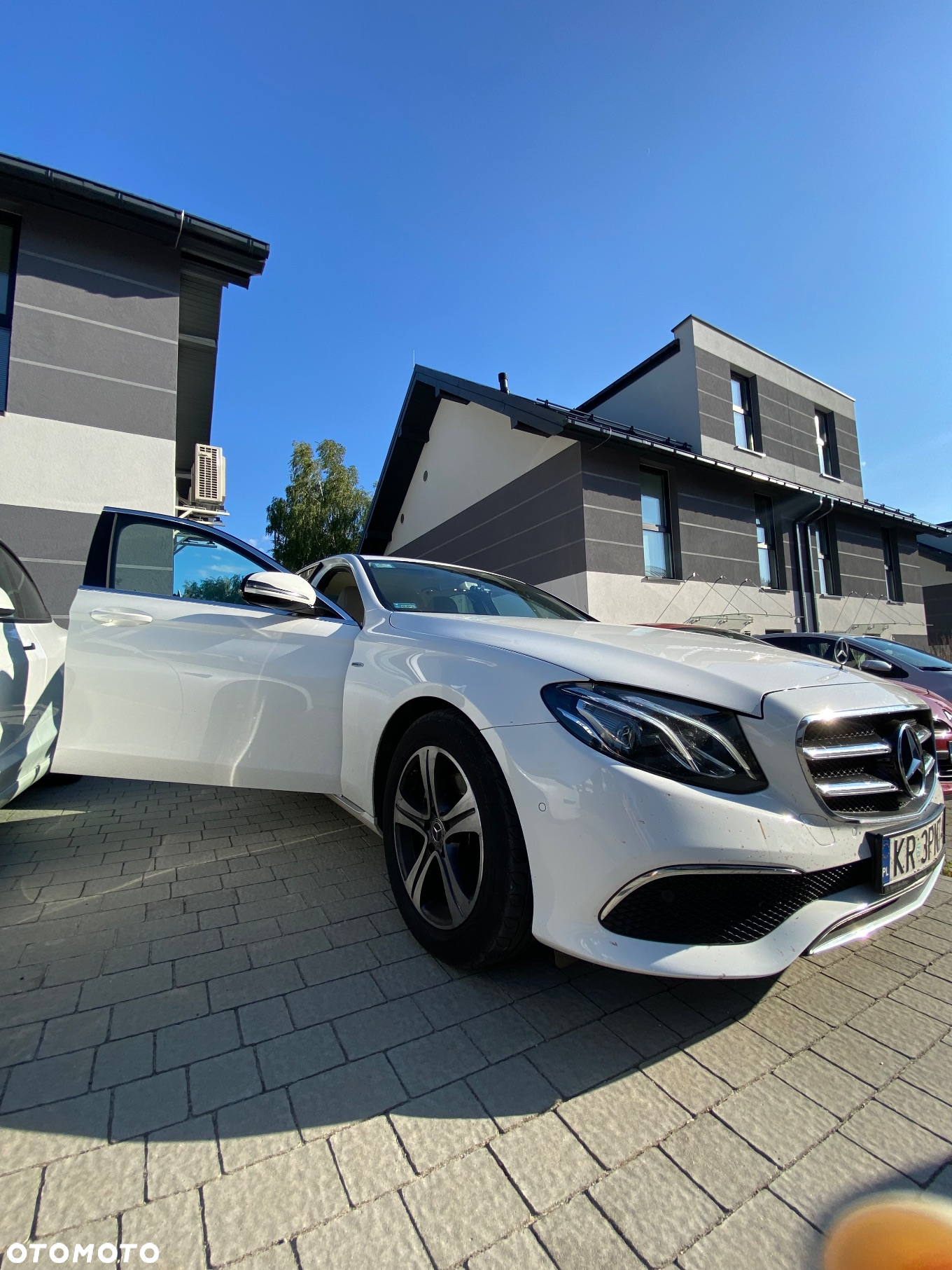 Mercedes-Benz Klasa E 220 d 9G-TRONIC - 10