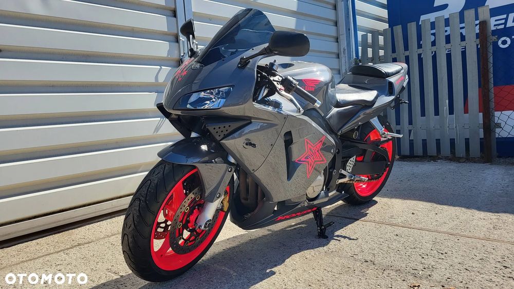 Honda CBR - 4