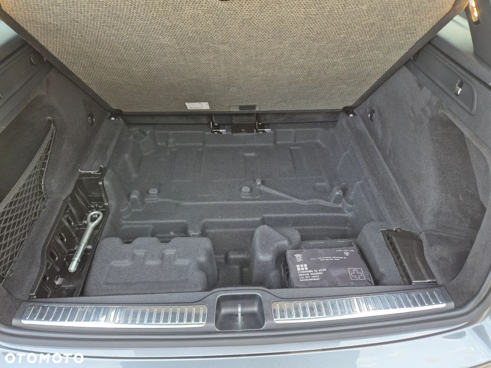Mercedes-Benz GLC 200 - 16