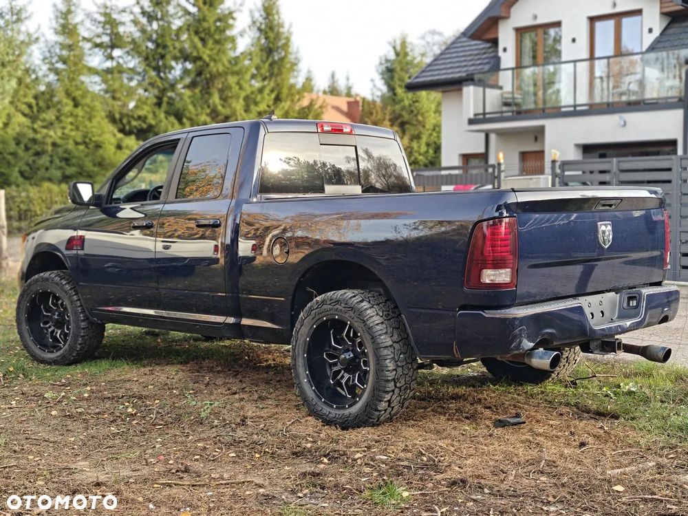 Dodge RAM 1500 5.7 4x4 - 7