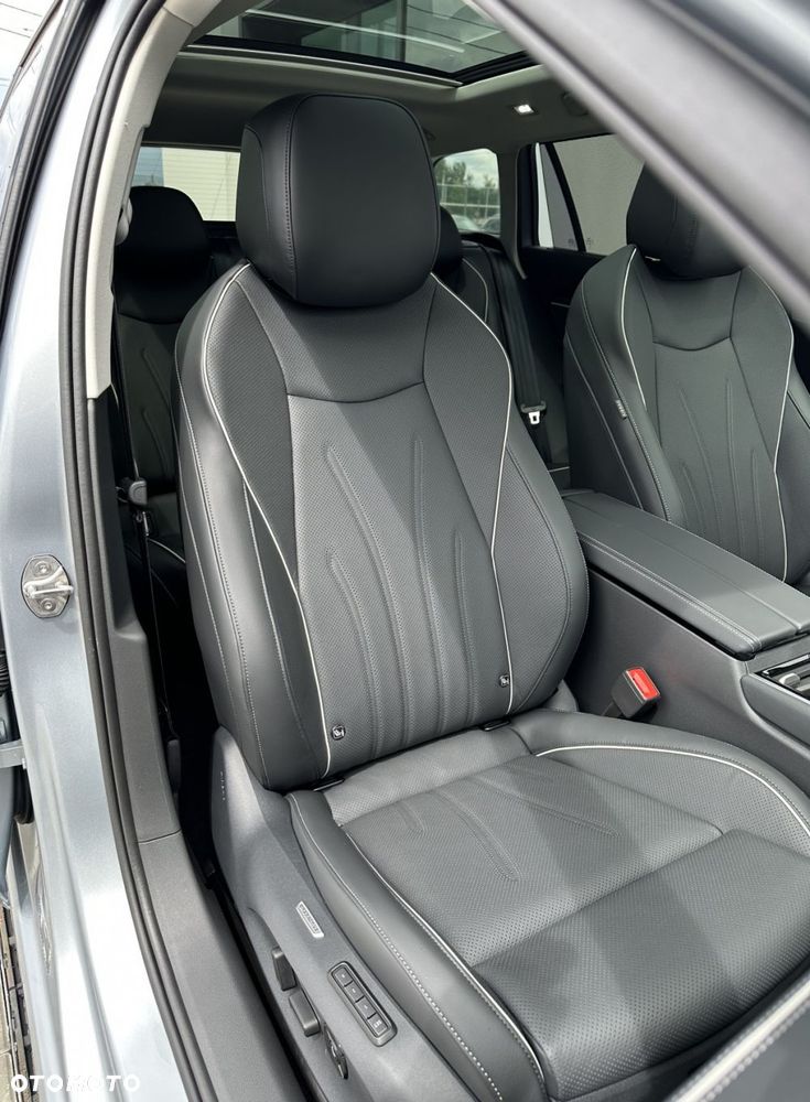 Volkswagen Passat Variant 1.5 TSI EVO Elegance DSG - 25