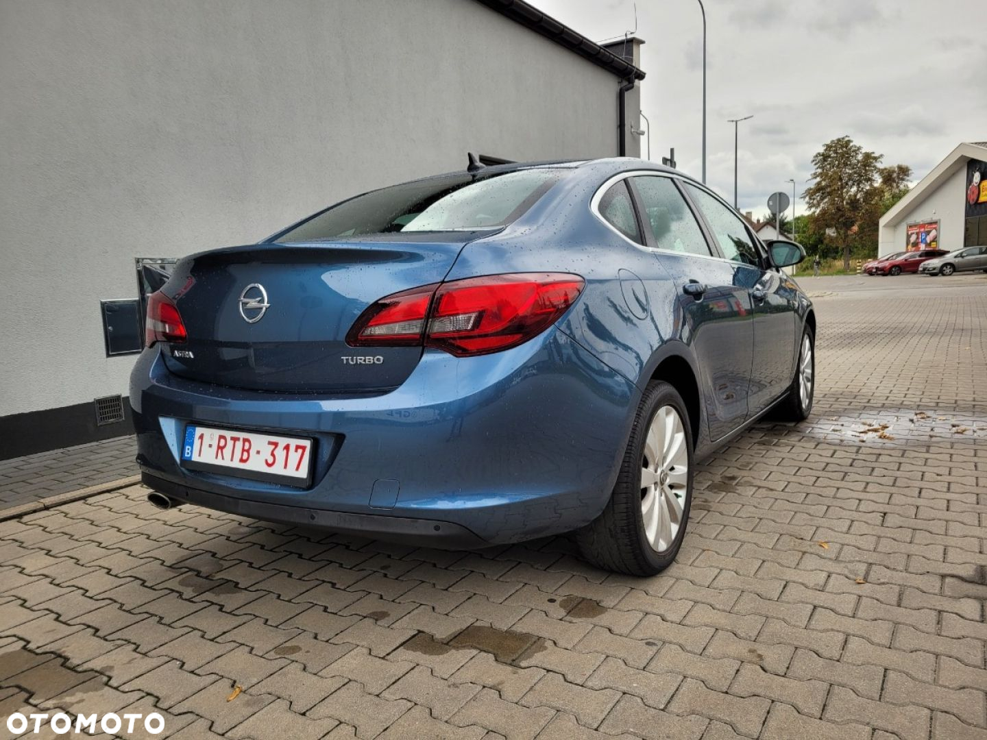 Opel Astra 1.4 Turbo Exklusiv - 11