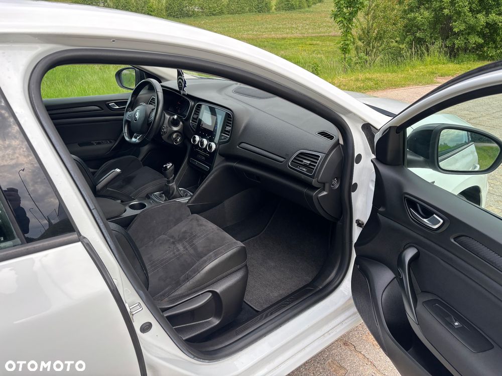 Renault Megane 1.5 Blue dCi Intens - 12