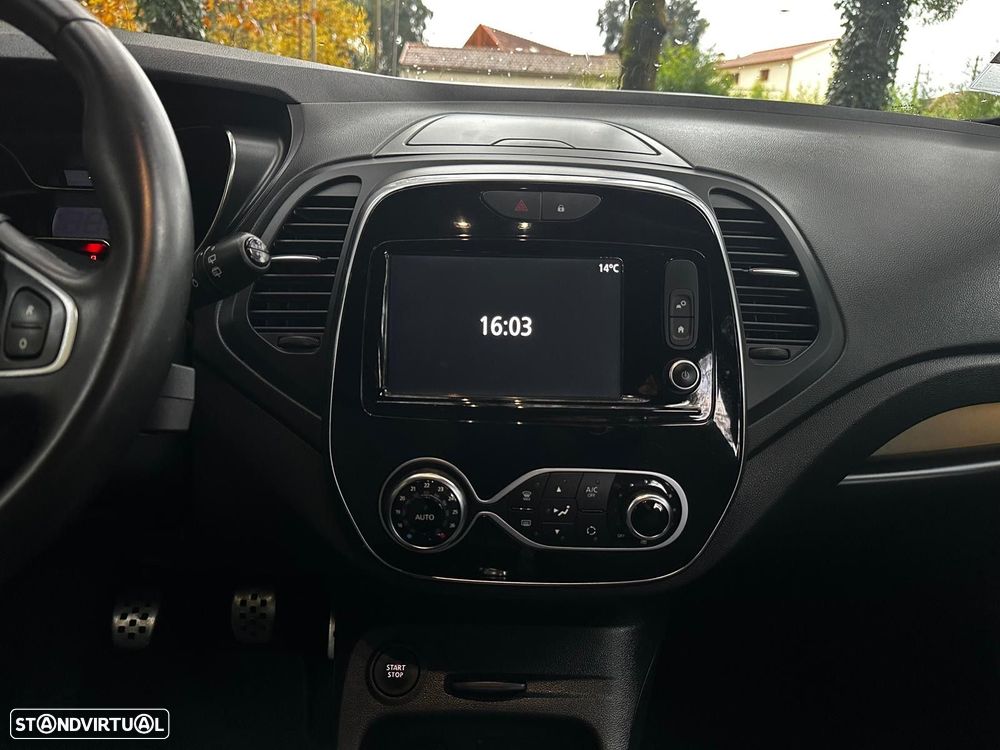 Renault Captur TCe 100 INTENS - 22