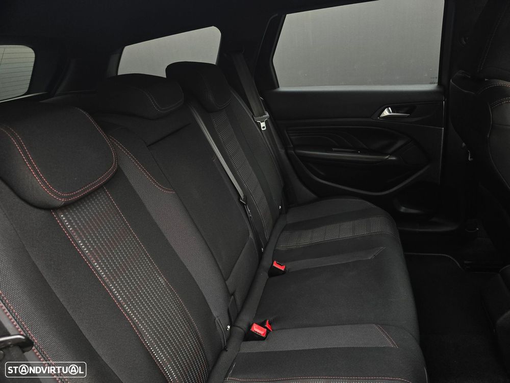 Peugeot 308 1.6 BlueHDi GT Line - 27