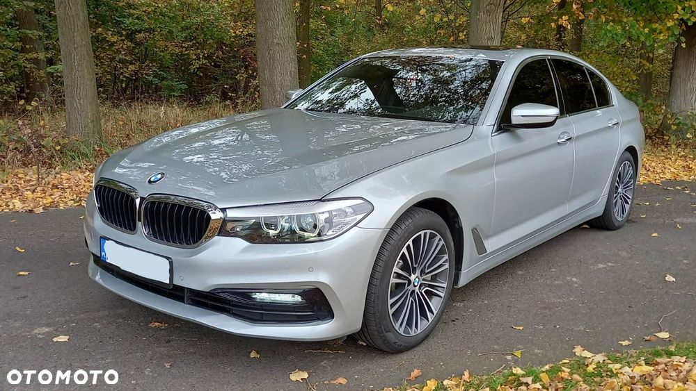 BMW Seria 5 530i Luxury Line - 2