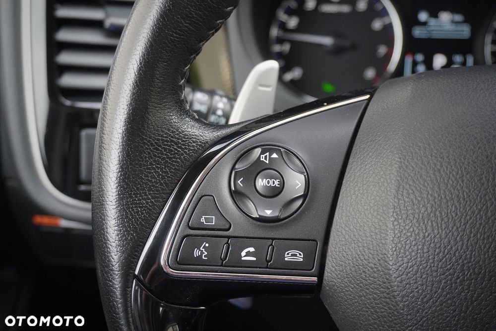 Mitsubishi Outlander 2.0 4WD CVT Diamant Edition+ - 10