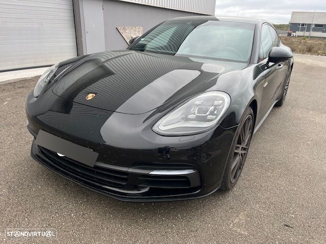 Porsche Panamera 4 E-Hybrid - 2
