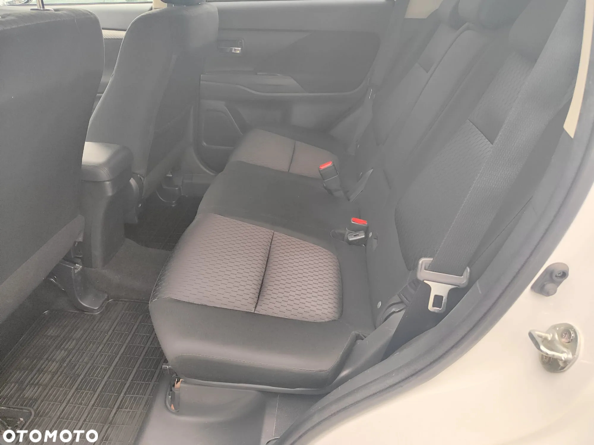 Mitsubishi Outlander 2.2 DID Intense - 9