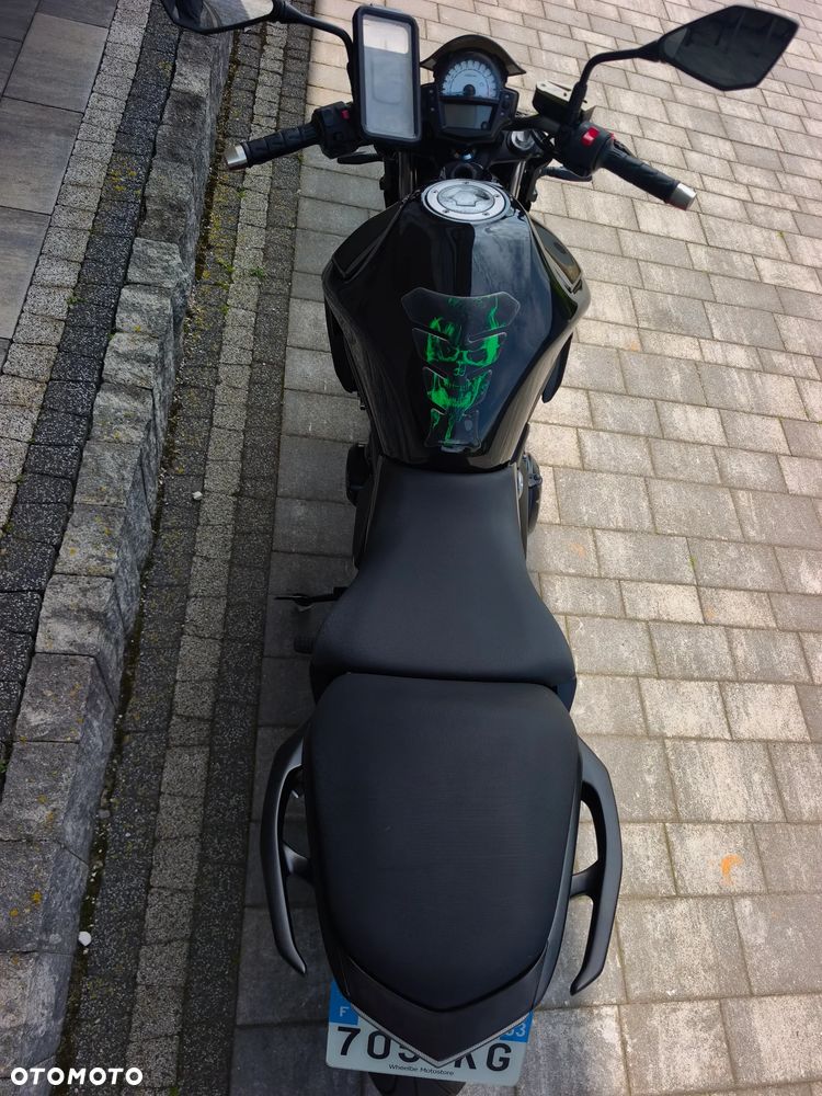 Kawasaki ER - 17