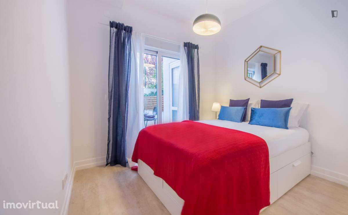 Apartamento com 2 quartos - localizado em Lapa Lisbon - Grande imagem: 2/23