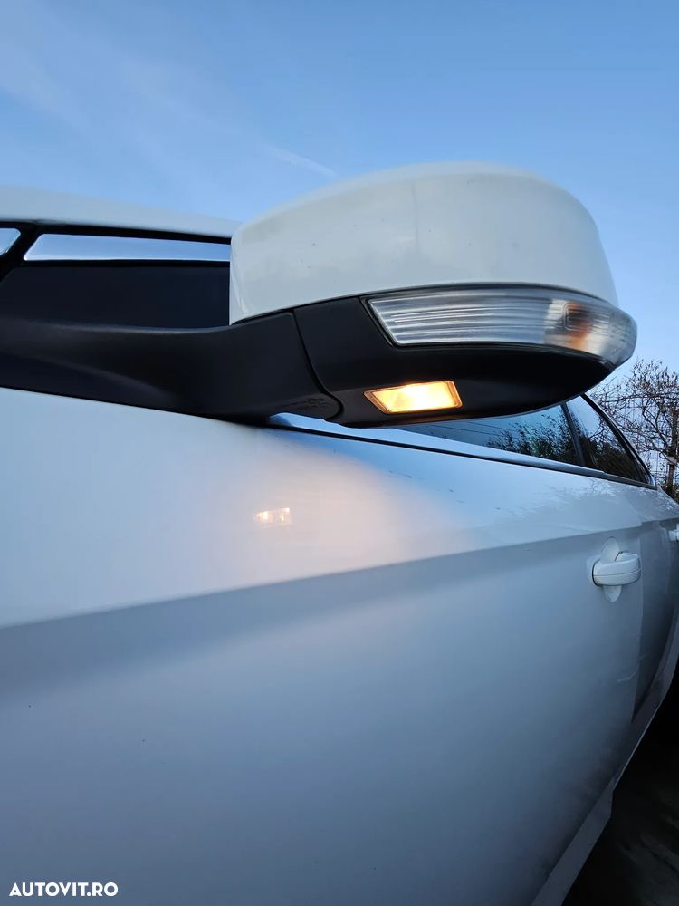 Ford Mondeo 2.0 TDCI PowerShift Business Class - 14