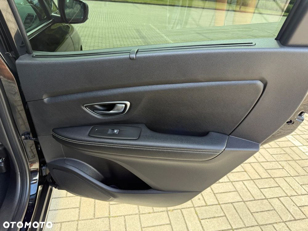 Renault Grand Scenic Energy TCe 130 S&S LIMITED - 35