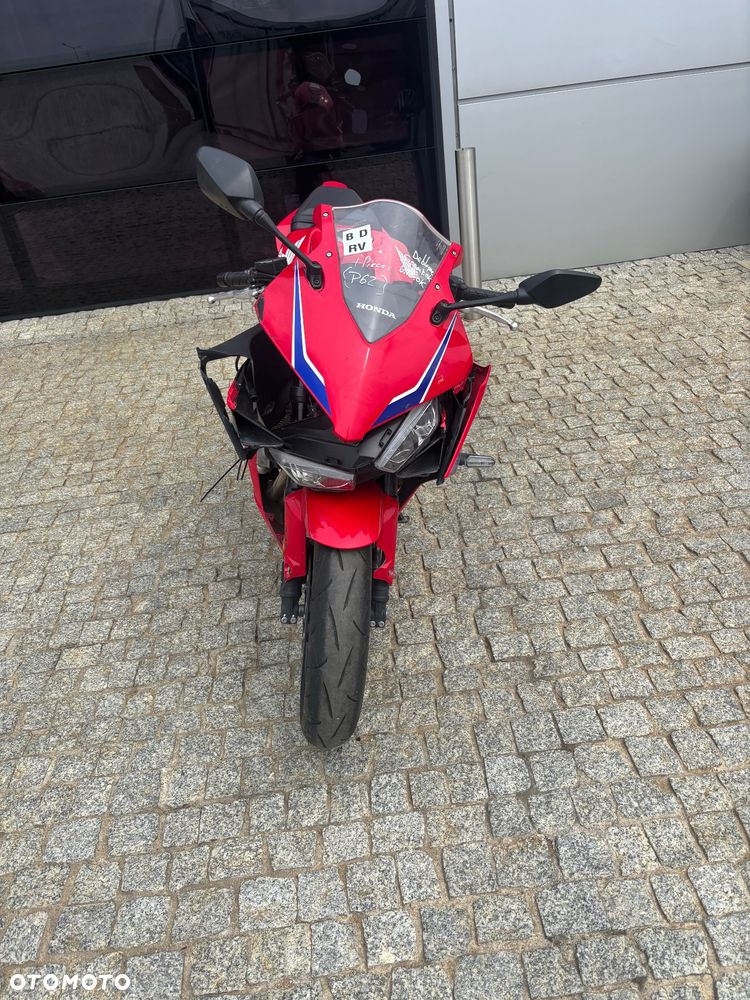 Honda CBR - 4