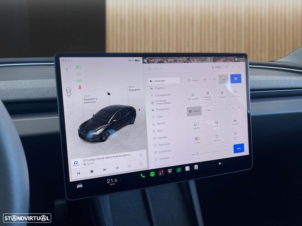 Tesla Model 3 - 4