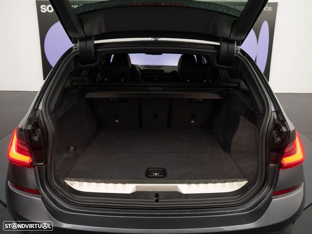 BMW 330 e Pack M Auto - 13